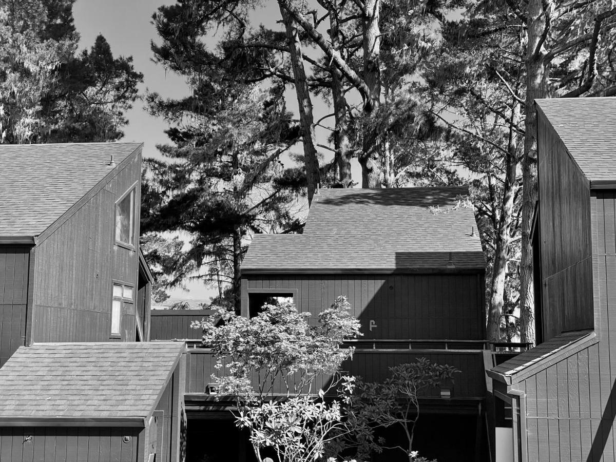 Lodge At Marconi Marshall Exterior photo